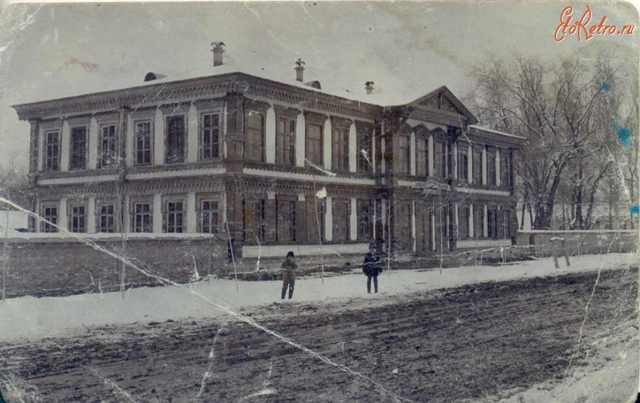 Алма-Ата - . Верный. Городское училище. 1910-е гг.