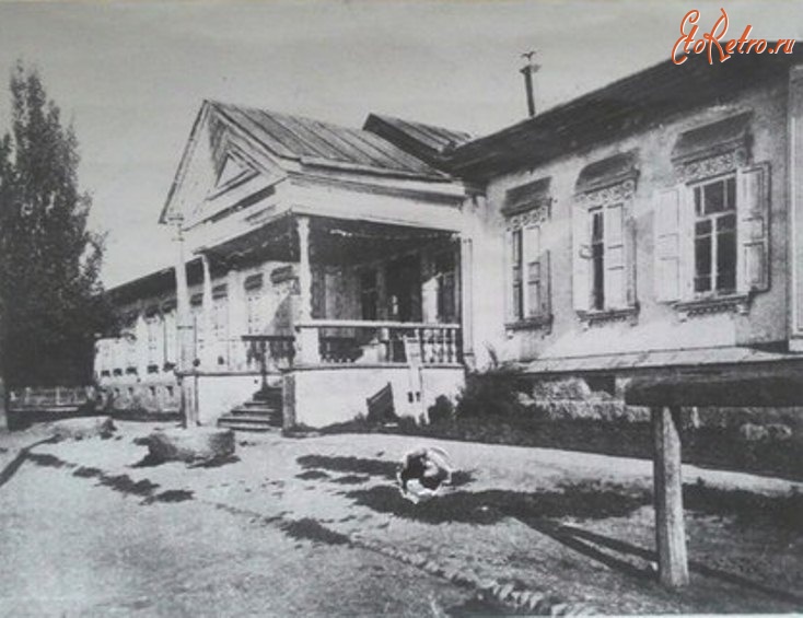 Алма-Ата - Верный. Здание Окружного суда по улице Гоголя, 1905-1916