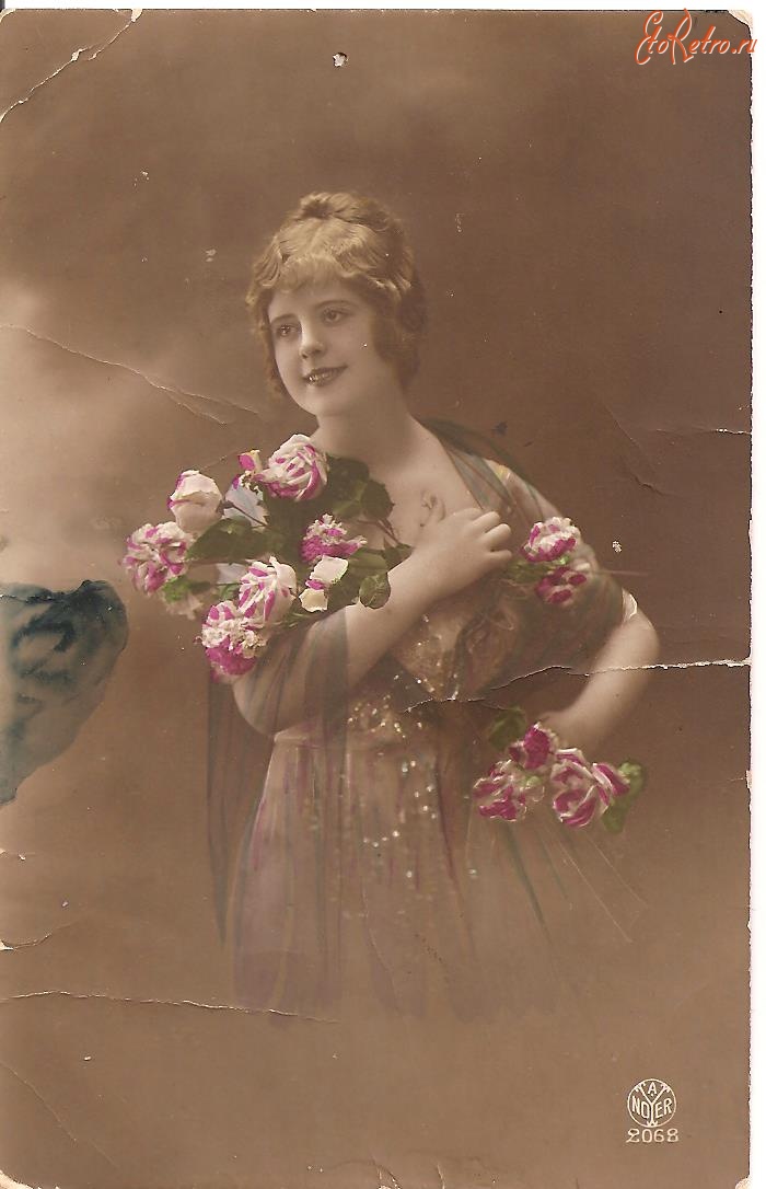 Ретро открытки - Девушка с цветами.