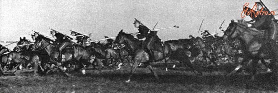 Литва - Литовская кавалерия на учениях.