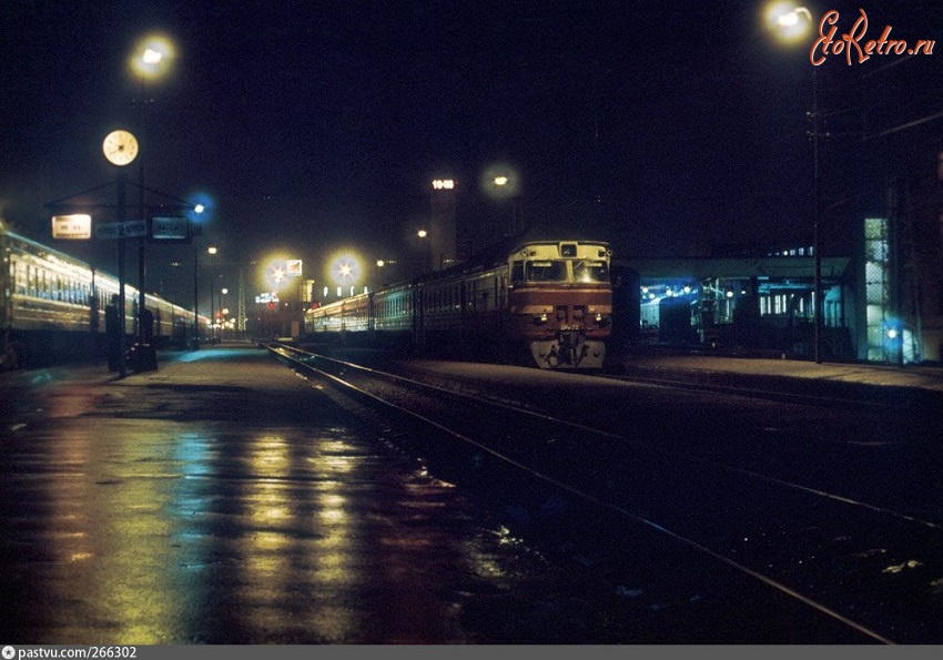 Рига - Ночная станция Рига-Пассажирская (Rigas Centrala dzelzcela stacija)