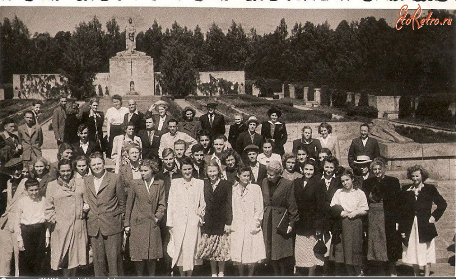 Рига - Рижское Братское кладбище на улице Айзсаулес
