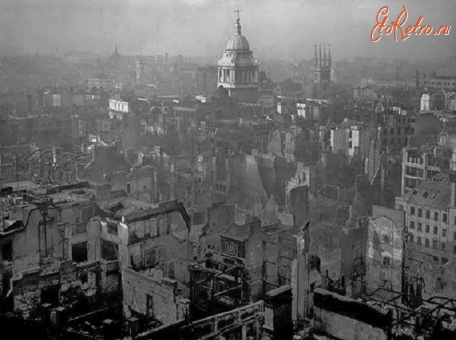 Лондон - Лондон после немецкой бомбёжки. 1940 г.