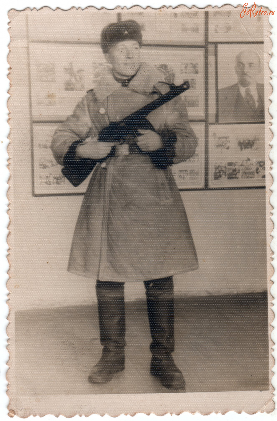 Солдаты и офицеры Советской армии - Армейское фото (1959г.)