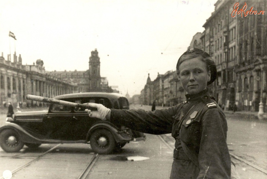 Милиция СССР - Младший сержант милиции Ирина Пажинская