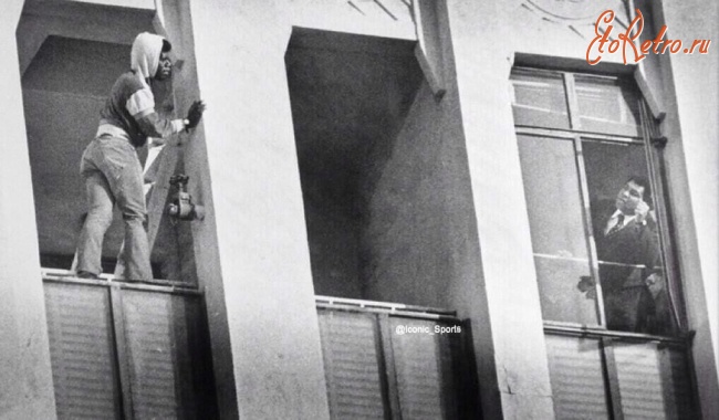 Ретро знаменитости - Мохаммед Али отговаривает самоубийцу прыгать, 1981.