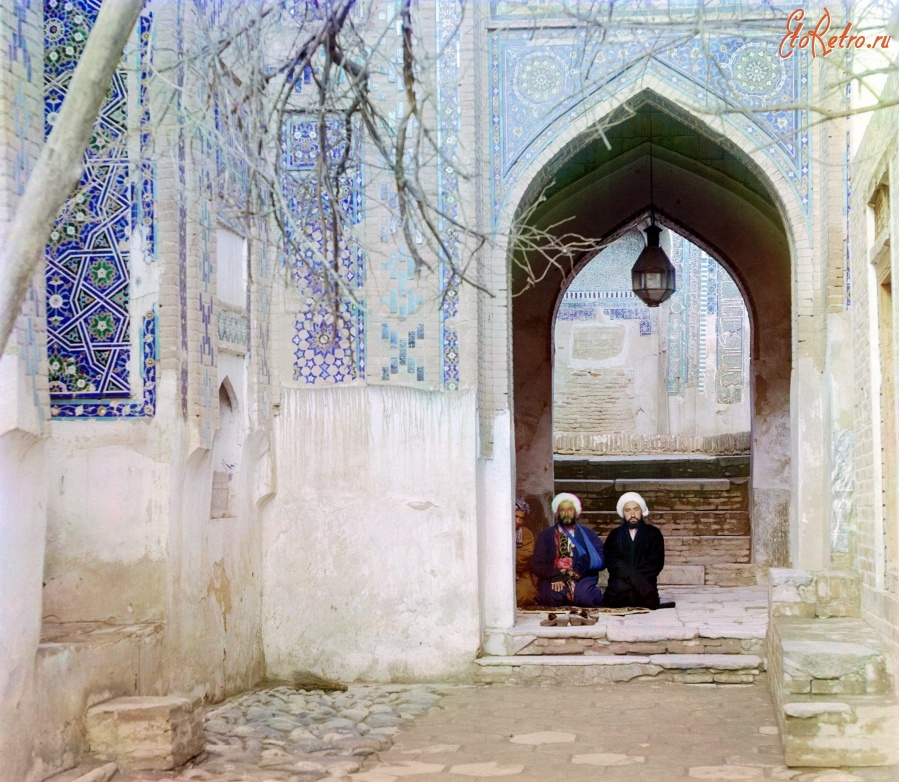 Узбекистан - Самарканд. Вход в верхний чертак некрополя Шах-Зинде, 1911