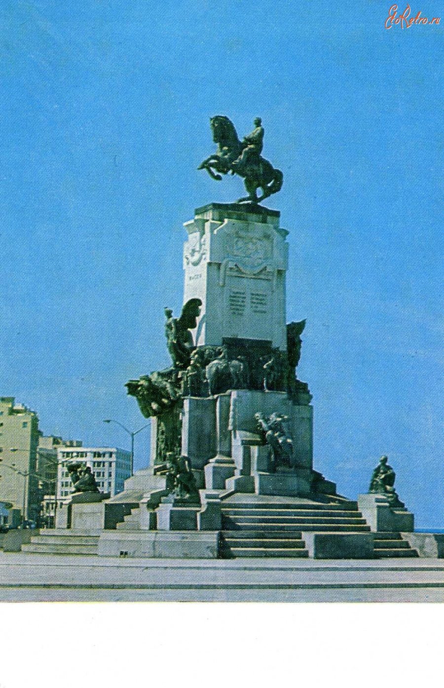 Куба - Гавана. Памятник Антонио Масео - герою национально-освободительной борьбы кубинского народа против испанского ига.