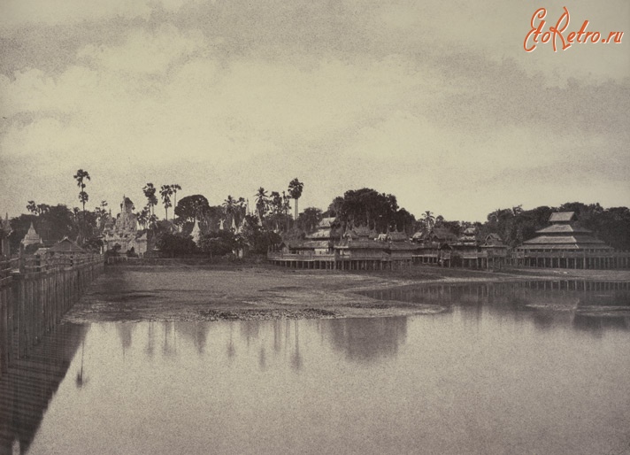 Мьянма - Вид деревянного моста в Амарапуре, 1855