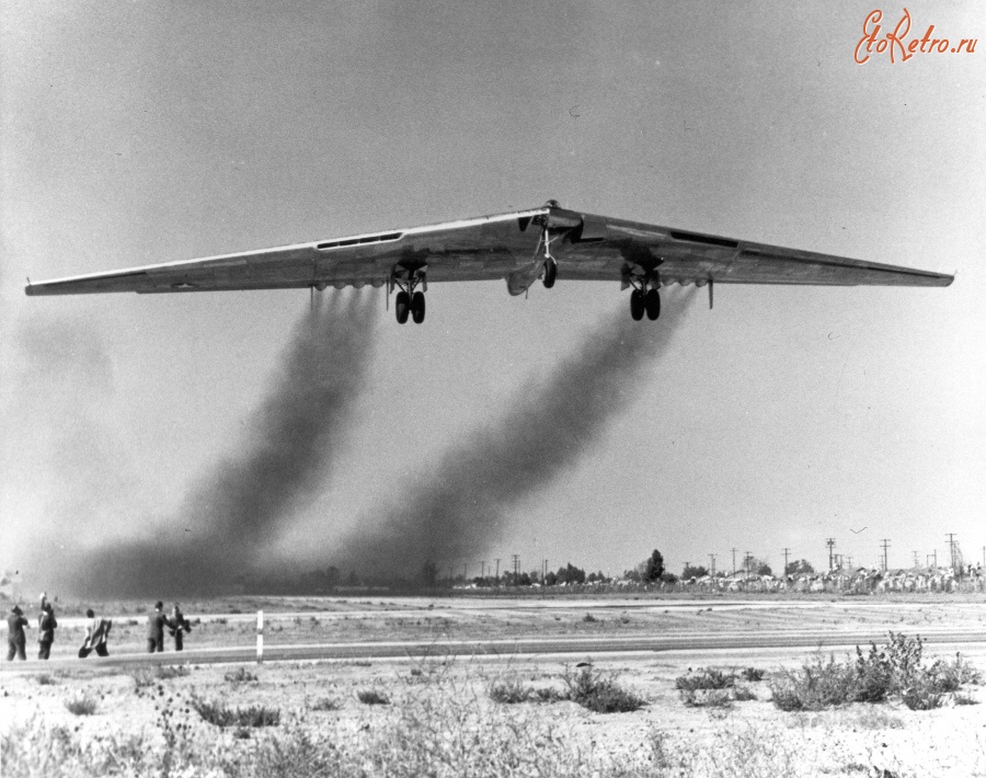 Авиация - Американский реактивный бомбардировщик YB-49 типа 