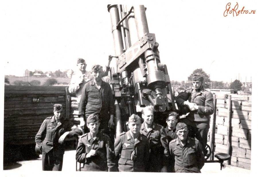Бохум - Зенитное орудие.Бохум. 1944 г.