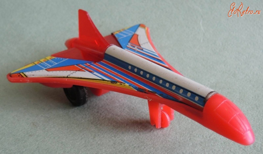 Игрушки - Сверхзвуковой пассажирский самолёт Ту-144