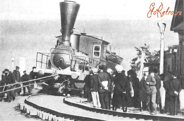 Железная дорога (поезда, паровозы, локомотивы, вагоны) - Первый паровоз в Симбирске.