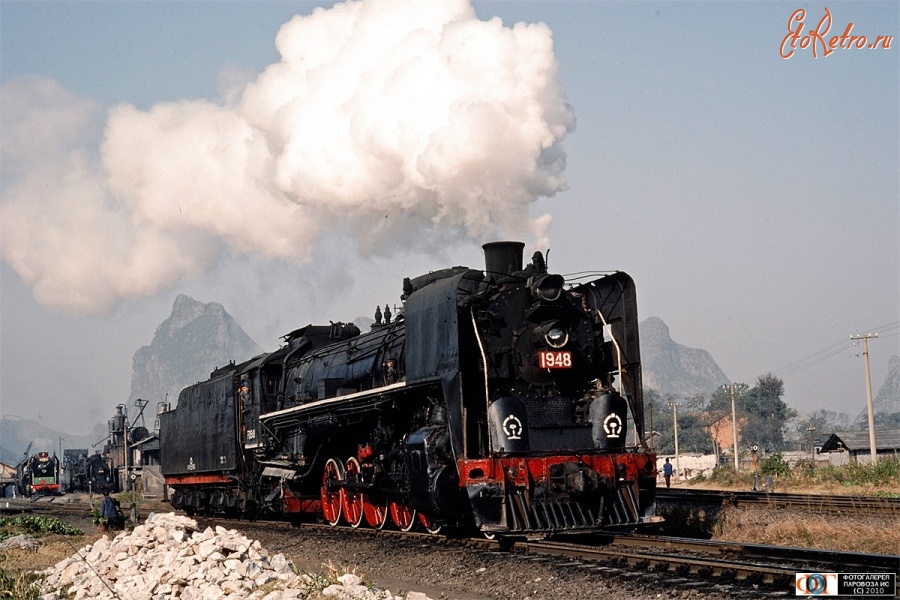 Железная дорога (поезда, паровозы, локомотивы, вагоны) - Паровоз FD-1948 в депо Гуйлин (Guilin).Китай.