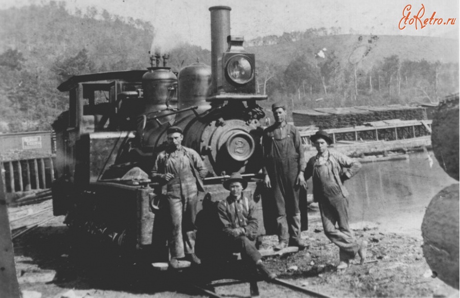 Железная дорога (поезда, паровозы, локомотивы, вагоны) - Узкоколейный паровоз у реки Оттер-Крик,штат Вермонт,США