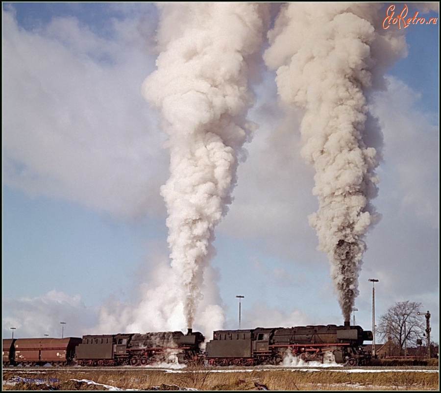 Железная дорога (поезда, паровозы, локомотивы, вагоны) - Двойная тяга,Эмден,Германия