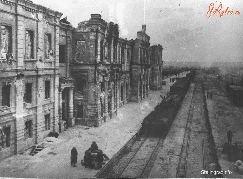 Железная дорога (поезда, паровозы, локомотивы, вагоны) - Вокзал ст.Сталинград