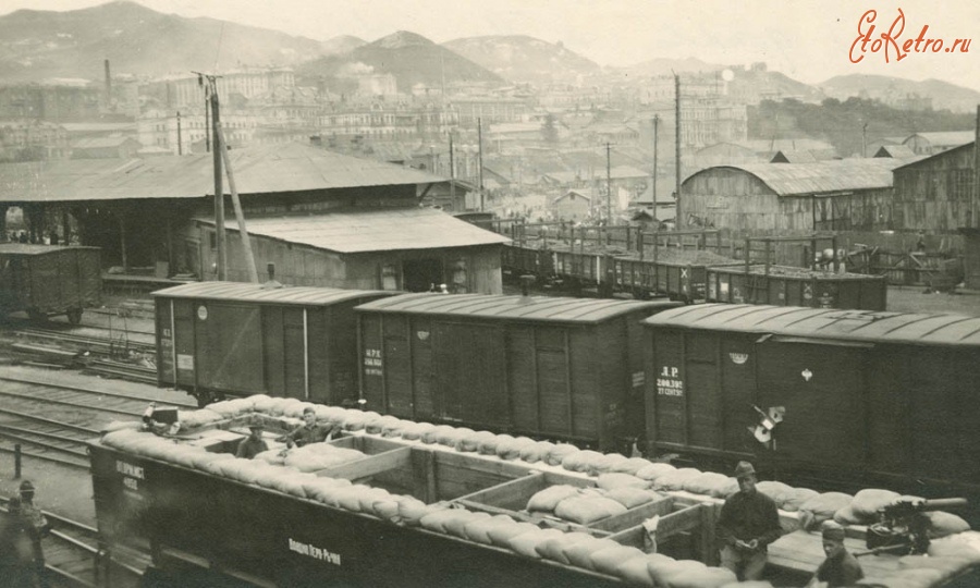 Железная дорога (поезда, паровозы, локомотивы, вагоны) - Импровизированная бронеплатформа с пулеметами Льюиса
