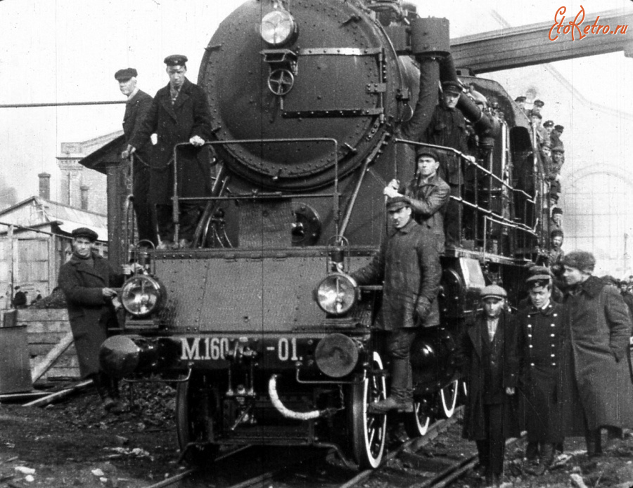 Железная дорога (поезда, паровозы, локомотивы, вагоны) - Первый выезд паровоза серии М.160-01