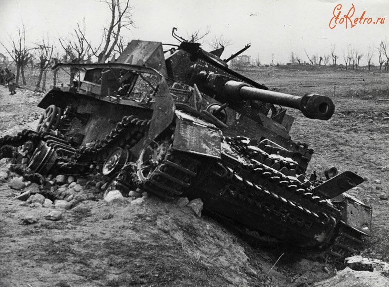 Войны (боевые действия) - Подбитая немецкая противотанковая штурмовая установка