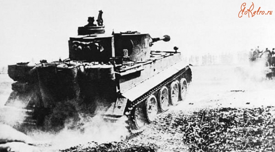 Войны (боевые действия) - «Тигры» 505-го тяжелого танкового батальона идут в атаку. 5 июля 1943 года
