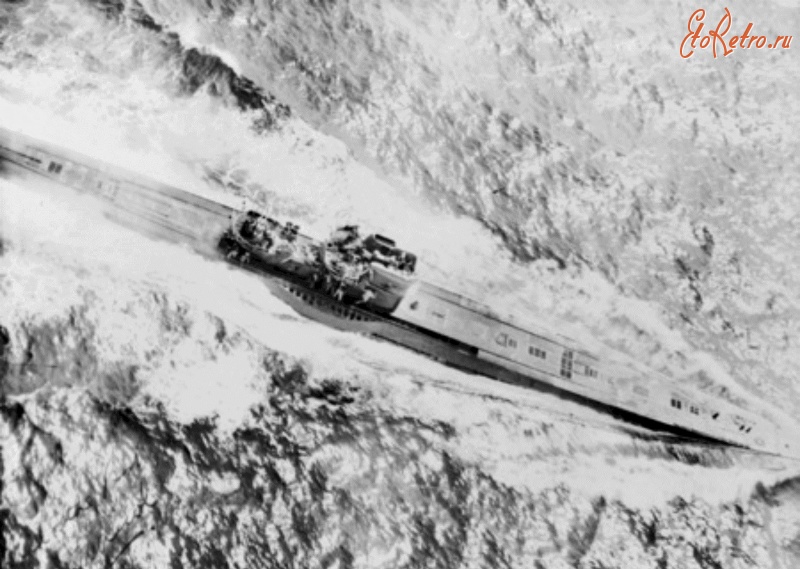 Войны (боевые действия) - Немецкая подводная лодка U-534.