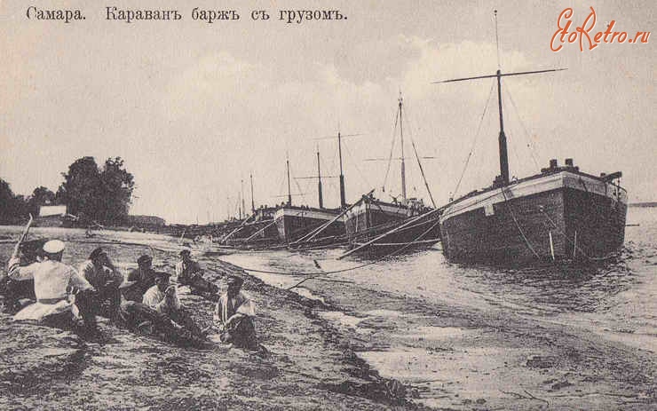 Корабли - Караван барж с грузом на Волге у Самары