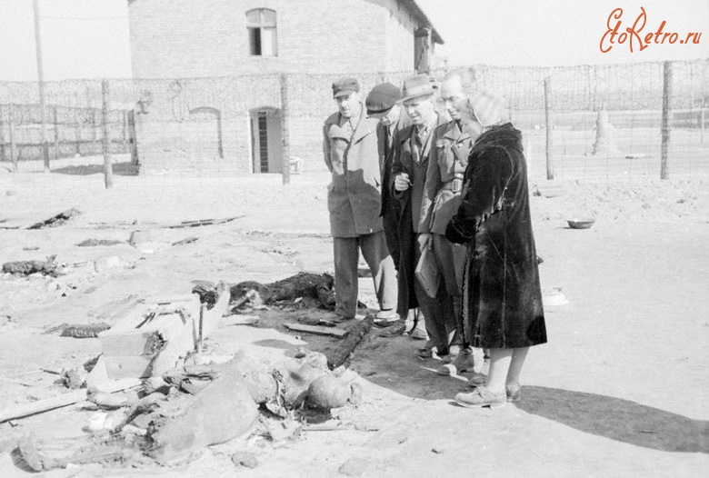 Познань - Поляки опознают трупы своих близких, замученных немцами
