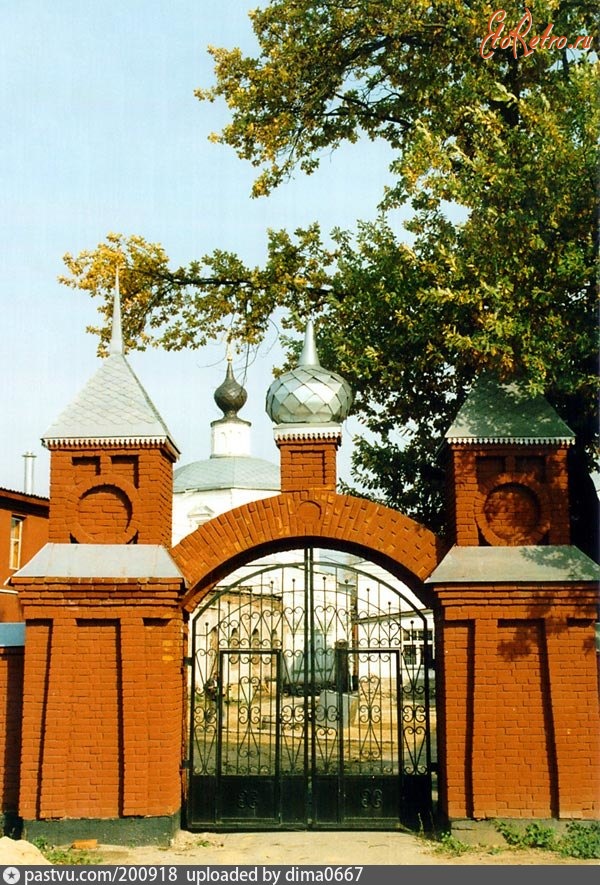 Рязань - Ворота Свято-Троицкого монастыря