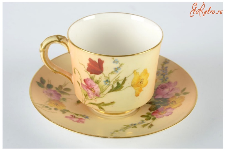 Предметы быта - Чашка с блюдцем для чая и кофе с розами, маками и незабудкой