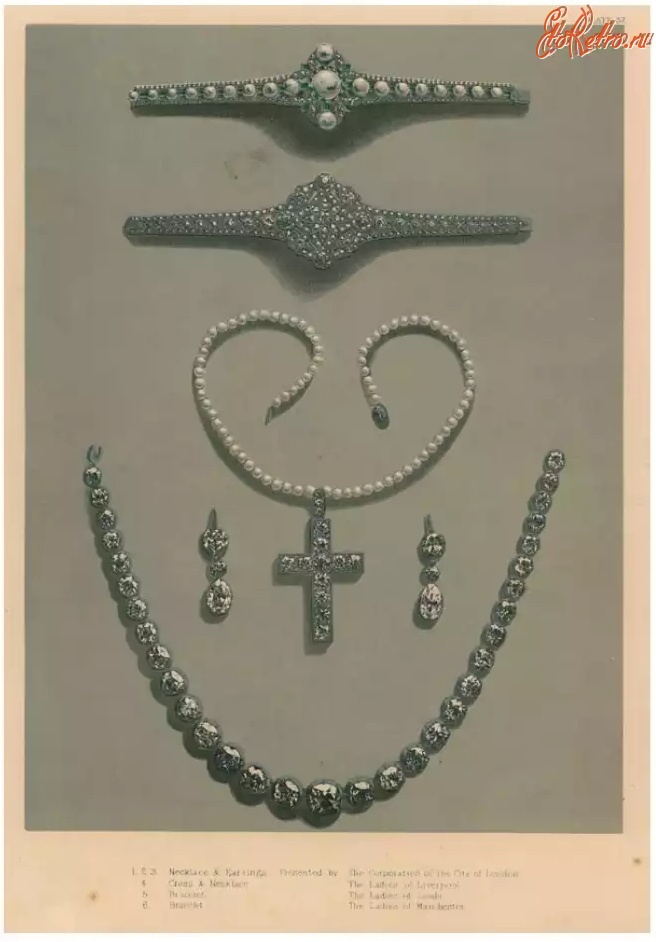 Драгоценности, ювелирные изделия - Ожерелья, серьги, крест и браслеты