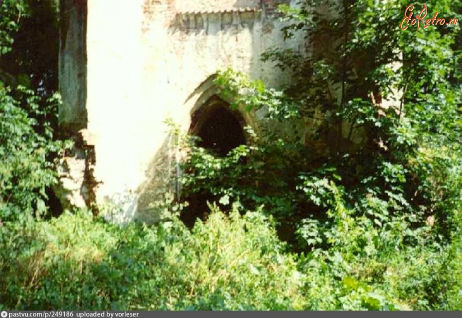 Калининградская область - Вход в Петерсдорфскую кирху 1991, Россия, Калининградская область, Гвардейский район