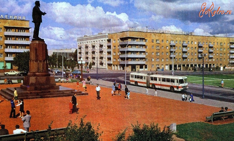 Калининград - Калининград (до 1946 г. Кёнигсберг). Площадь Калинина