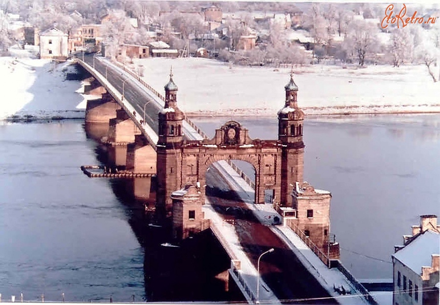 Советск - Советск. Зимний вид моста Королевы Луизы.Фото ок. 2000 года.