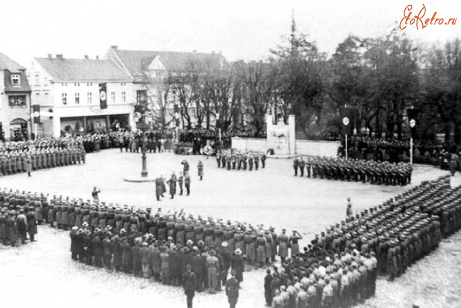 Гвардейск - Rekrutenvereidigung на площади в Tapiau