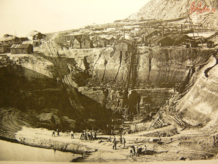 Янтарный - Добыча янтаря из карьера рядом с Пальмникеном, 1874 год.