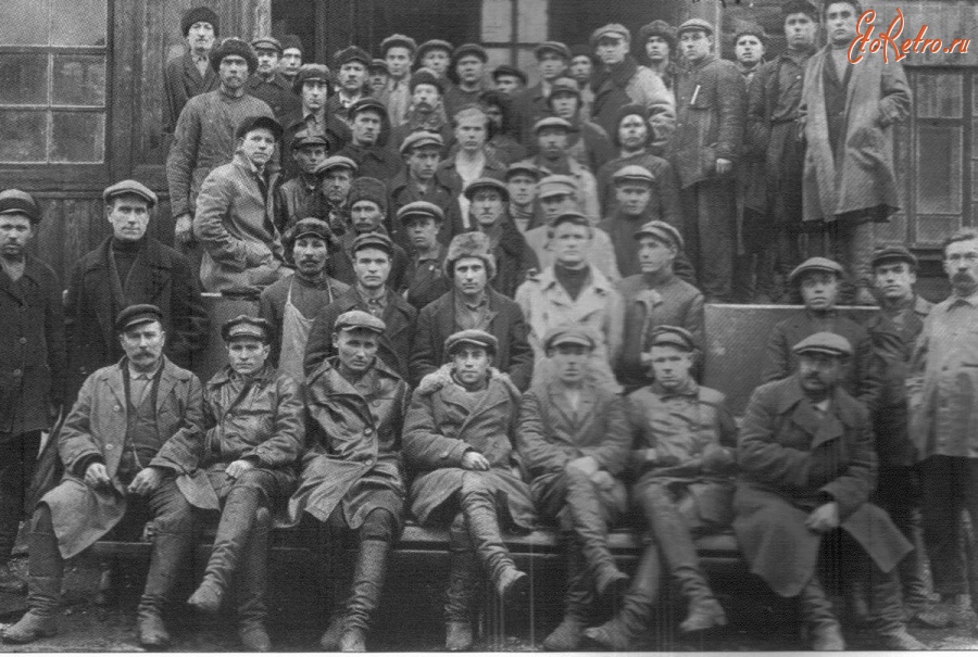 Гурьевск - Начполитсостав Гурьевского завода 1932г.