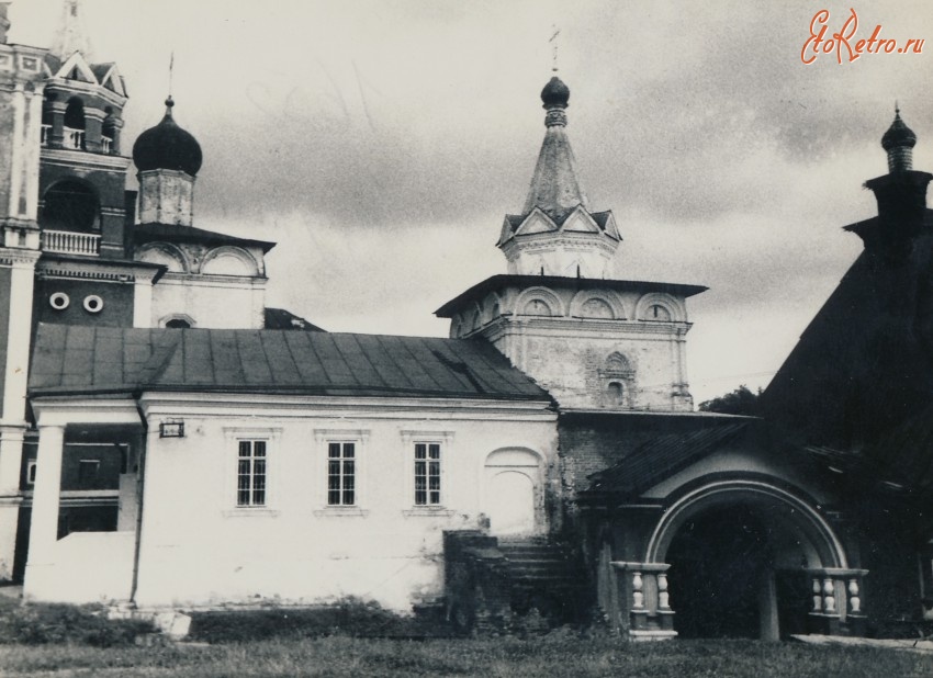 Звенигород - Троицкая церковь в Звенигороде