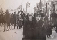 Усть-Омчуг - Ноябрьская демонстрация. 1950-1955