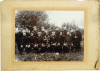 Орловская область - Групповая фотография офицера и нижних чинов 141-го пехотного Можайского полка.
