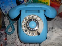 Разное - Обычный советский телефонный аппарат.