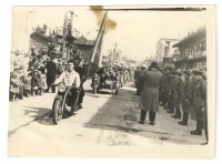 Холмск - Демонстрация трудящихся г.Холмска во время празднования 1 мая 1961г.
