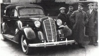 Ретро автомобили - Зис 101 в Кремле