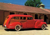 Ретро автомобили - Packard 160 De Luxe Station Wagon .1941.