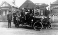 Ретро автомобили - Пожарный автомобиль британской фирмы 