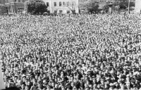 Луганск - Лето 1956 г.Народ внемлет вождю.