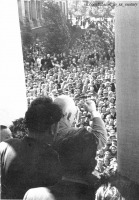 Луганск - Лето 1956 г.Хрущёв толкает речь с балкона института 