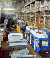 Луганск - Трамваи строят на Луганском завода 