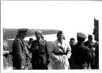Луганск - Итальянский пилот на городском аэродроме.Ворошиловград.Август. 1942г.