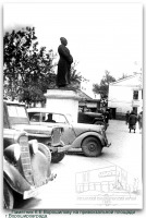Луганск - Памятник К.Е.Ворошилову на привокзальной площади